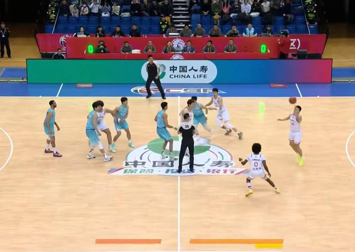 bti体育博彩官网_cba上海队王哲林