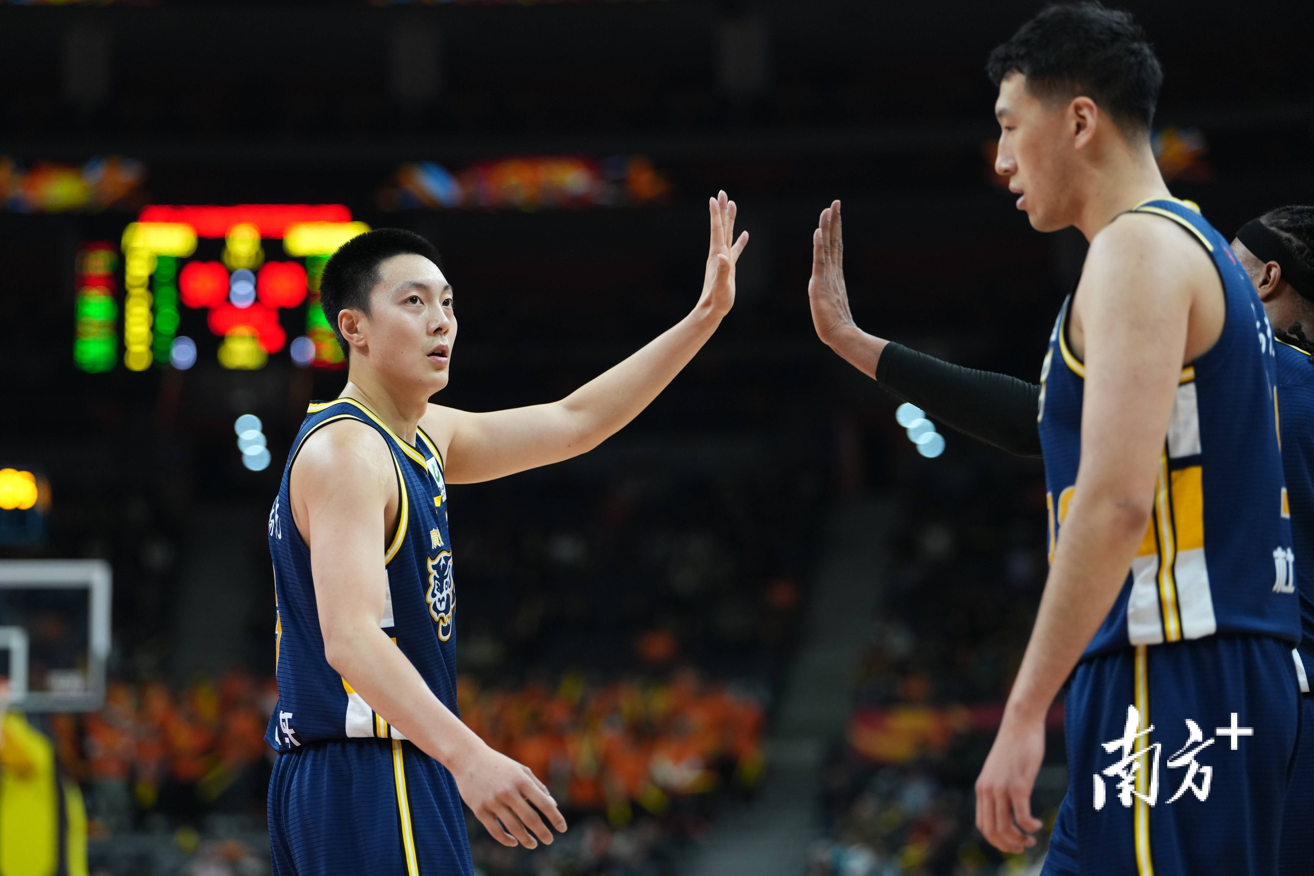 bti体育官网_广东宏远CBA战胜新疆广汇，马尚布鲁克斯得分(广东宏远男篮外援马尚会不会上场打今年的cba总决赛?)